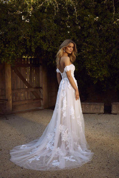A Line Off the Shoulder Lace Tulle Wedding Dresses Rustic